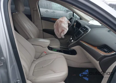2019 Lincoln Mkc Select z USA, uszkodzony, nr VIN 5LMCJ2C95KUL08186
